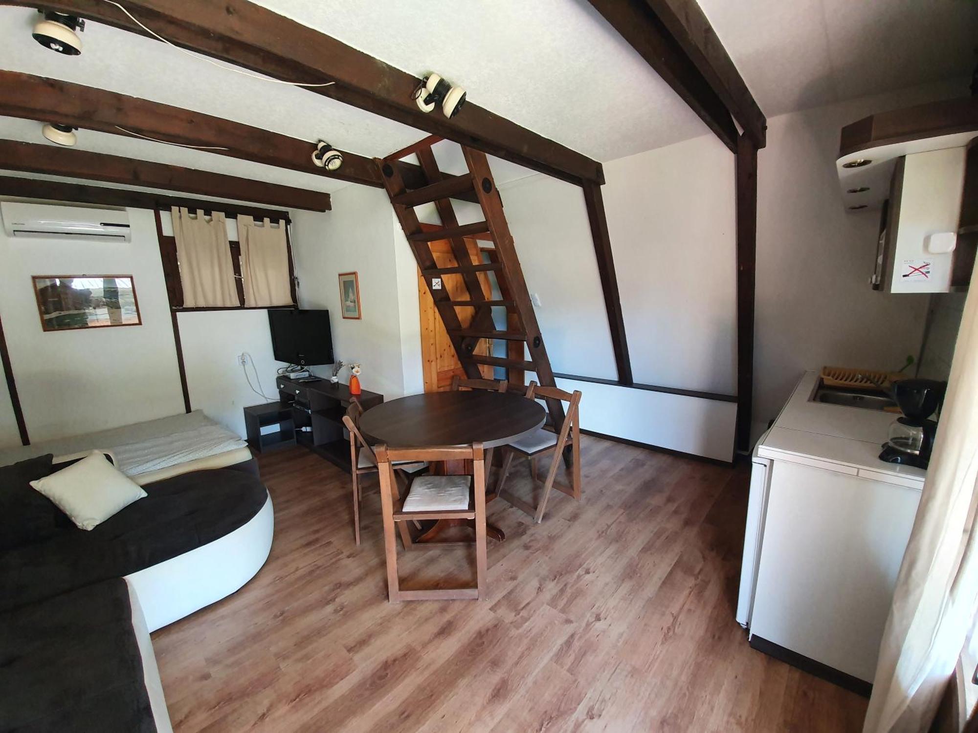Mandel Faházak Paloznak Quarto foto